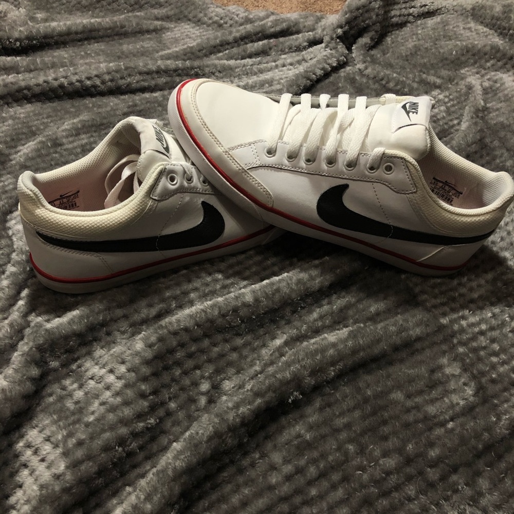 Nike Capri III Low Lthr